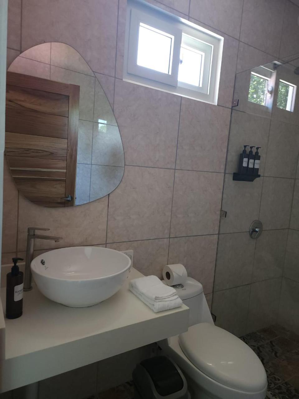 Alma Del Bosque Hotel Tortuguero Eksteriør billede